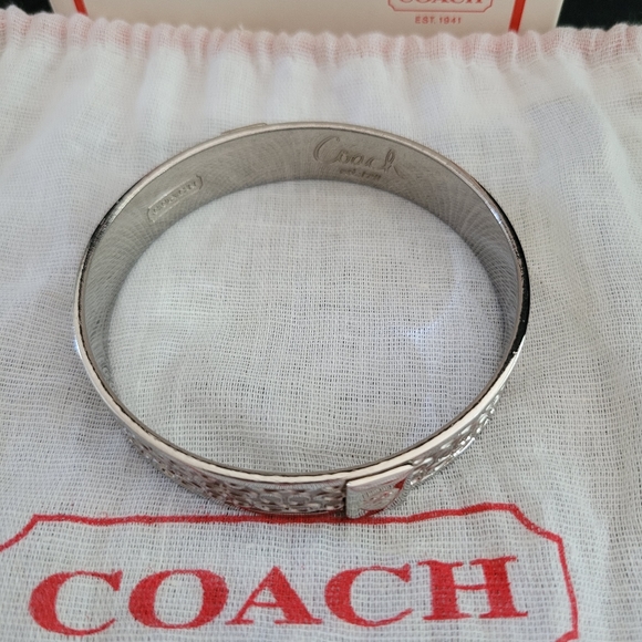 Coach 1/2 Big Bangle - Picture 9 of 9